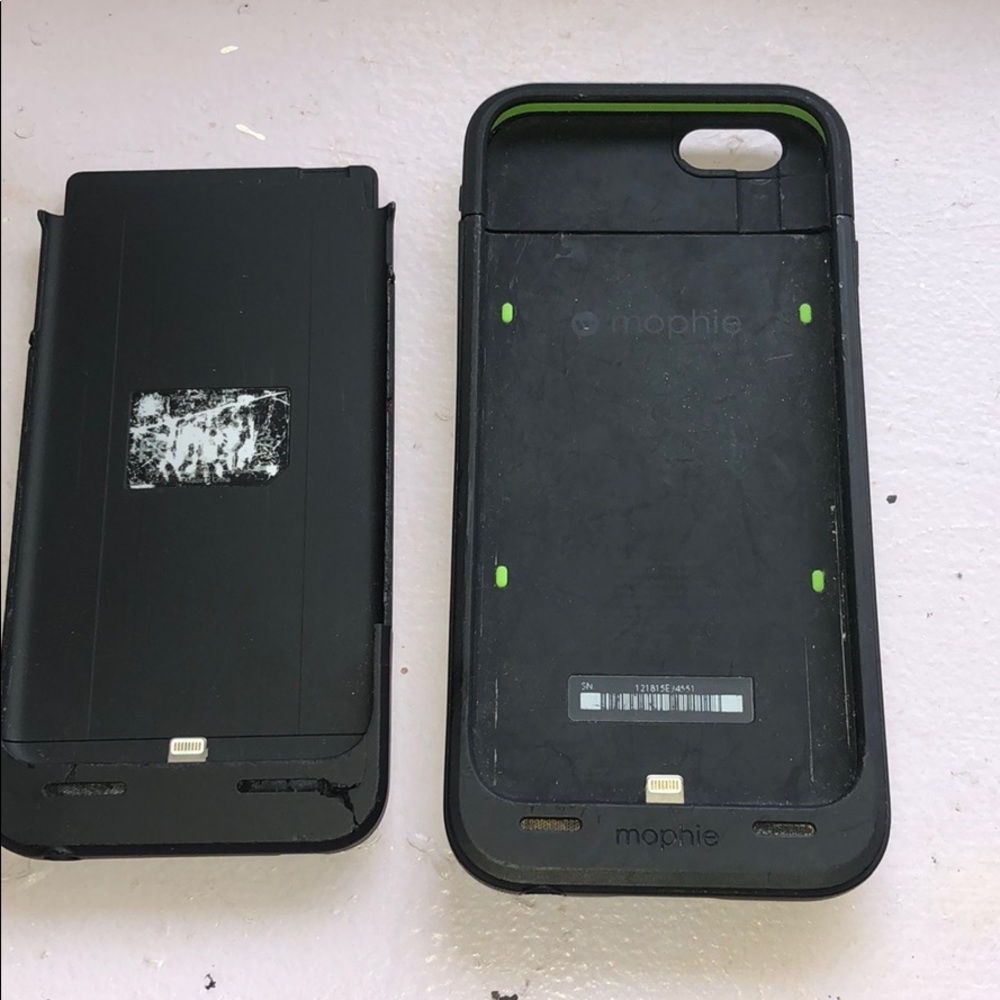 iPhone charging case Mophie and anker iPhone 6,7,8